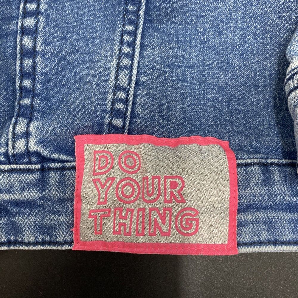 Barbie Denim Jacket Girls Size 7 Embroidered Patches Strong Girls Make Waves - Picture 6 of 16